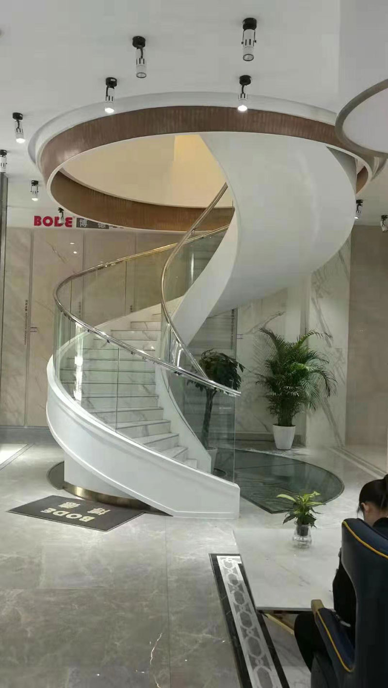 玻璃旋轉樓梯扶手