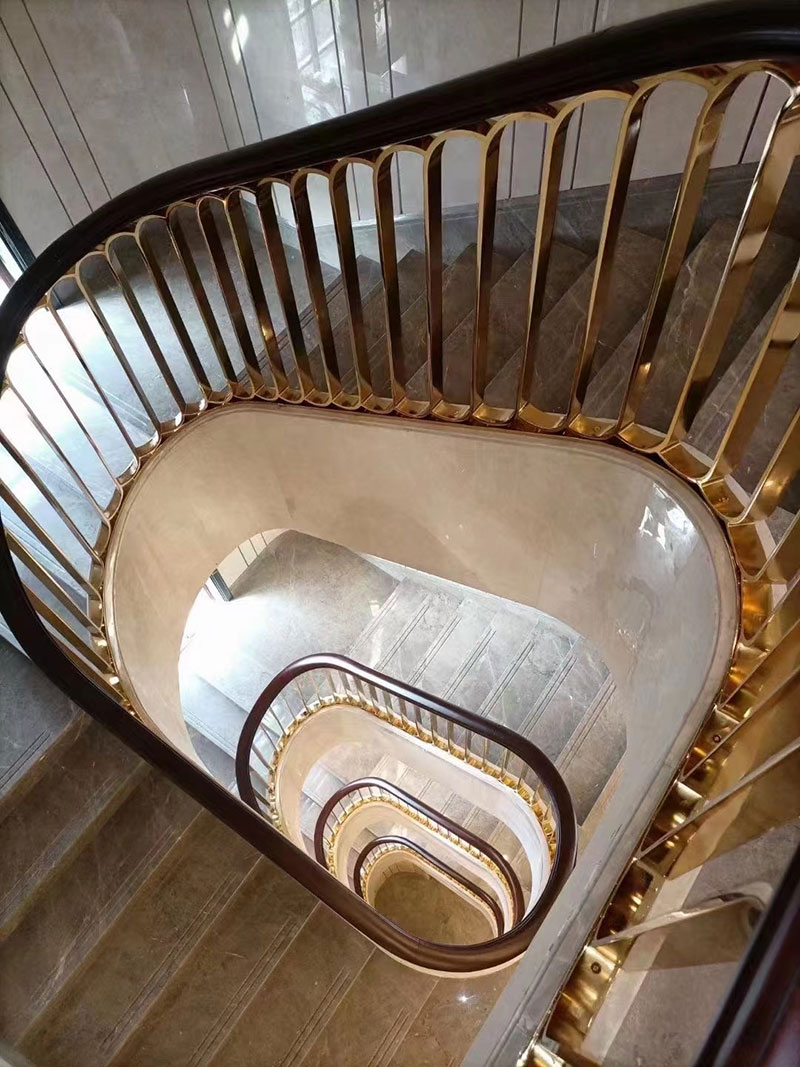 旋轉(zhuǎn)樓梯