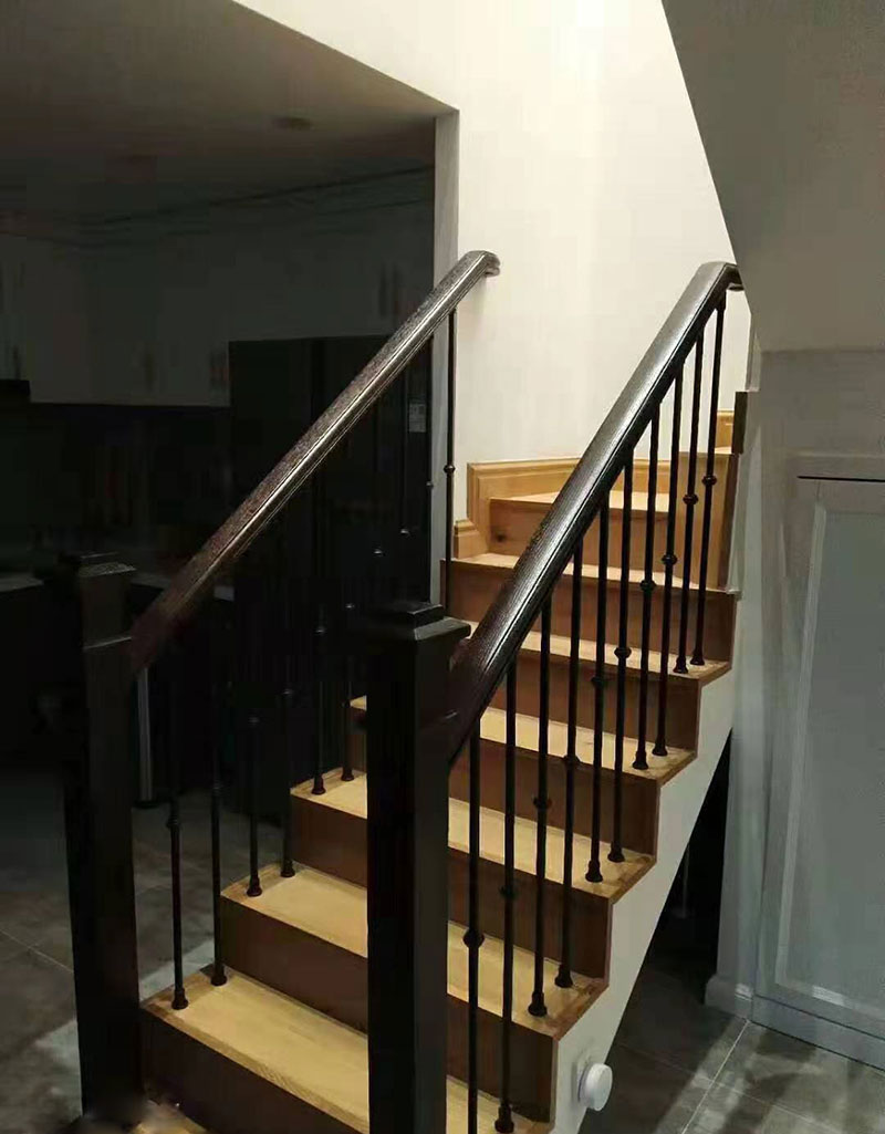 鐵藝直梯樓梯設計
