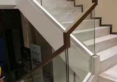 家居室內(nèi)簡約玻璃樓梯扶手設(shè)計(jì)效果圖