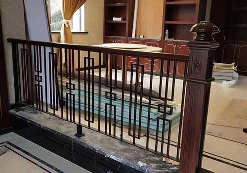 農村自建別墅中式風格實木樓梯扶手設計裝修效果圖