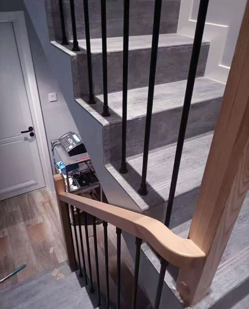 1679663032519954.jpg 現代風格樓梯扶手